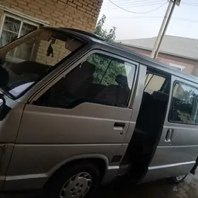 Toyota Hiace 1988