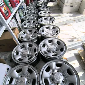 hiluxk disga tigir
