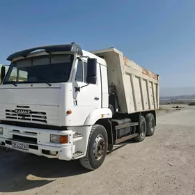 Kamaz 6520 2013