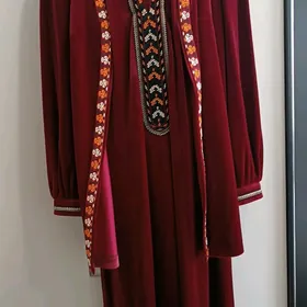 Taze geyilmedij koynek