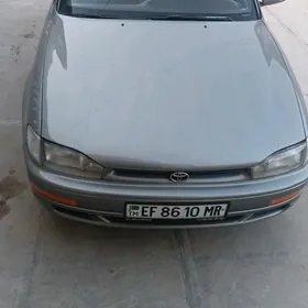 Toyota Camry 1992