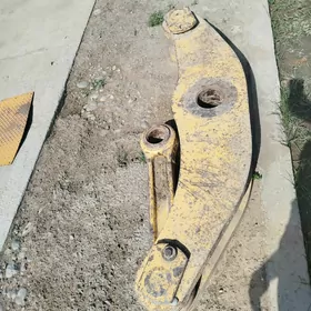 Parusik komatsu