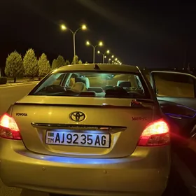 Toyota Yaris 2008