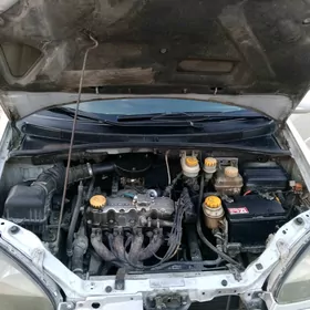 Daewoo Tacuma 2002