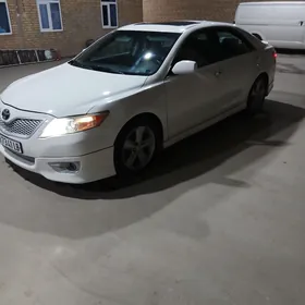 Toyota Camry 2010