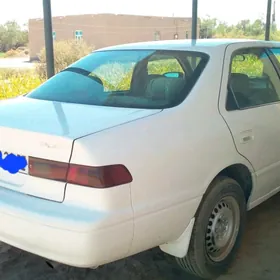 Toyota Camry 1998