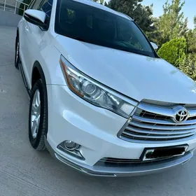Toyota Highlander 2016