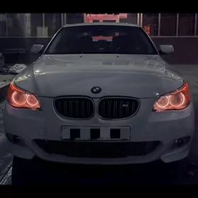 BMW E60 2005