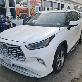 Toyota Highlander 2024