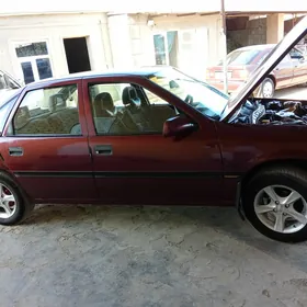 Opel Vectra 1992