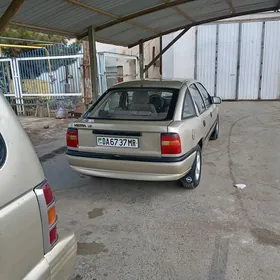 Opel Vectra 1990