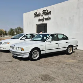 BMW 525 1989