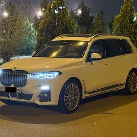 BMW X7 2021