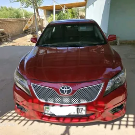 Toyota Camry 2011