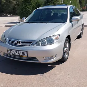 Toyota Camry 2005