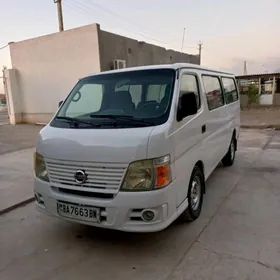 Nissan Urvan 2008