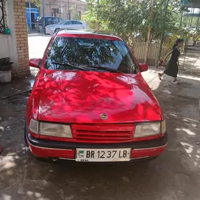 Opel Vectra 1992