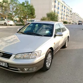 Toyota Camry 2001