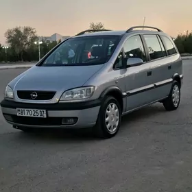Opel Zafira 2001