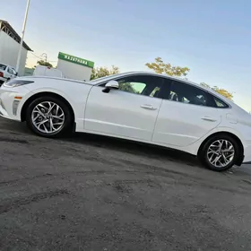Hyundai Sonata 2021