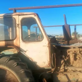 MTZ T-28 1990