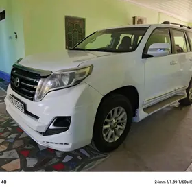 Toyota Land Cruiser Prado 2010
