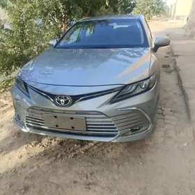 Toyota Camry 2022