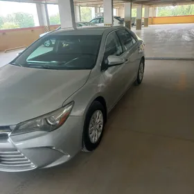 Toyota Camry 2015