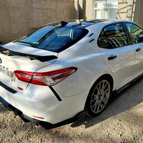 Toyota Camry 2020