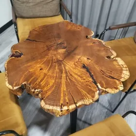 Стол из дерева Орех.