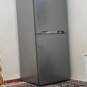 Vestel haladilnik