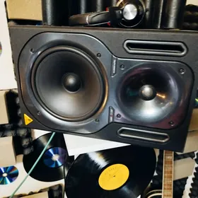 Studio satlyk
