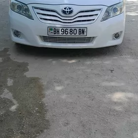 Toyota Camry 2010