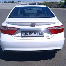 Toyota Camry 2017