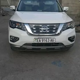 Nissan Pathfinder 2019