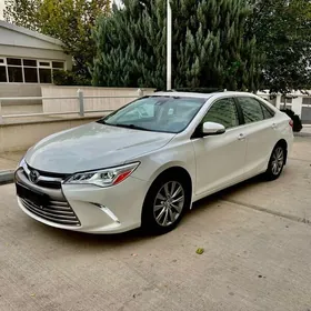 Toyota Camry 2016