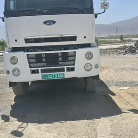 Ford Cargo 3535D 2015