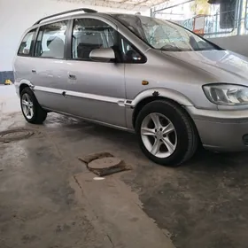 Opel Zafira 2001