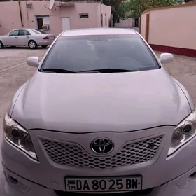 Toyota Camry 2011