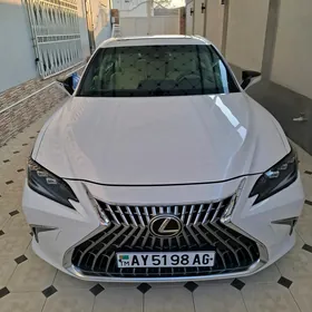 Lexus ES 350 2022