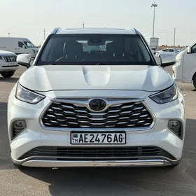 Toyota Highlander 2020