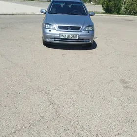 Opel Astra 2003