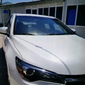 Toyota Camry 2017