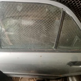 Mazda yzky gapylar