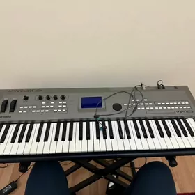 Yamaha MM6 sintezator