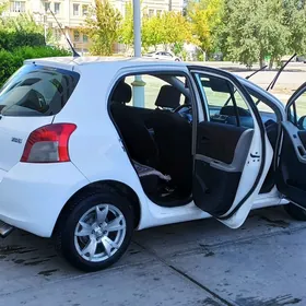 Toyota Yaris 2006
