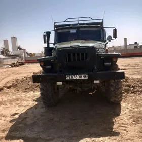 Ural 4320 1980
