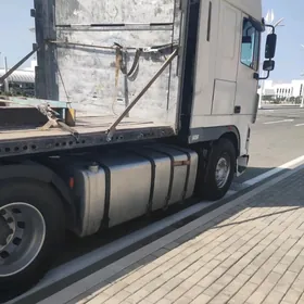 DAF 480 2004