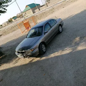 Nissan Maxima 1999