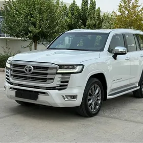Toyota Land Cruiser 2024